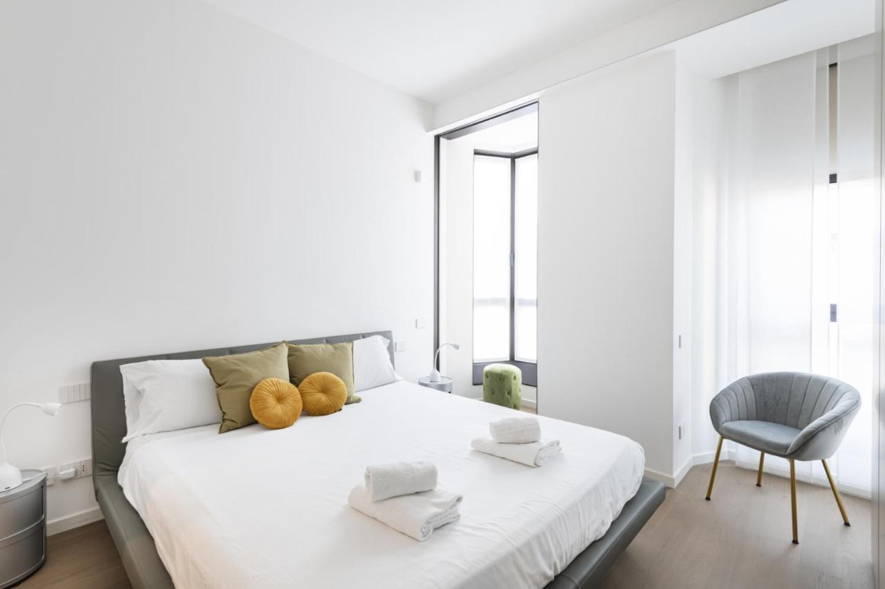 Easylife - Lussuosa Dimora Con Rooftop Condominiale Vista Duomo Milano Exteriör bild