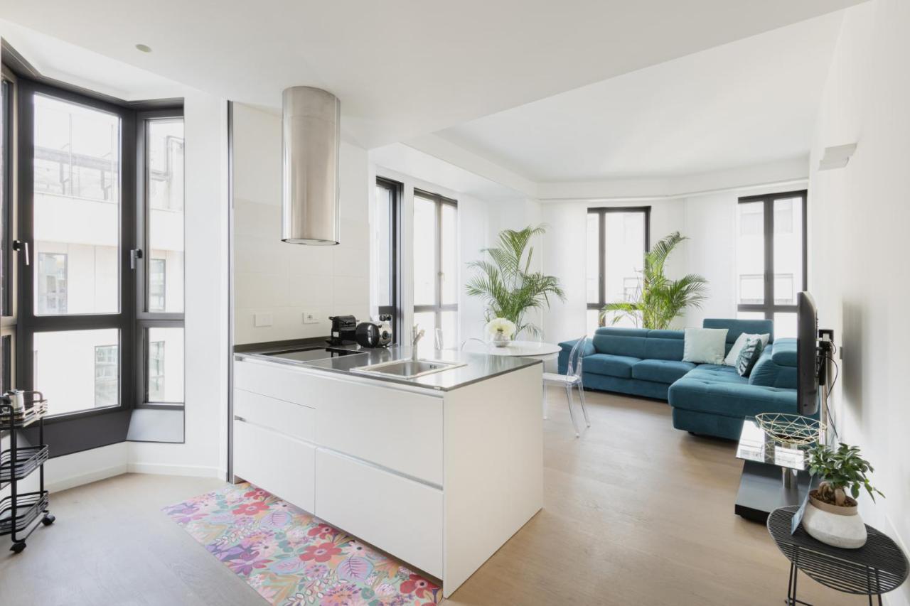 Easylife - Lussuosa Dimora Con Rooftop Condominiale Vista Duomo Milano Exteriör bild