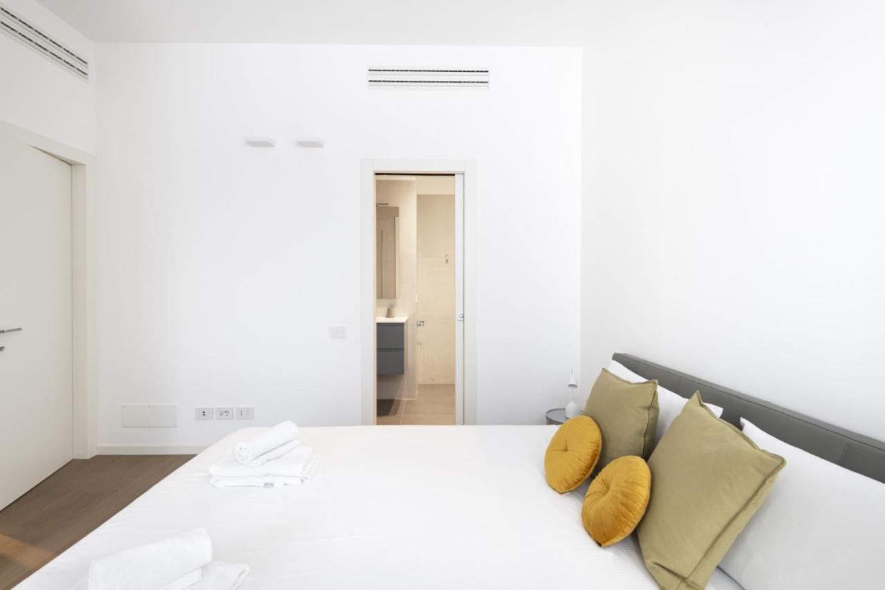 Easylife - Lussuosa Dimora Con Rooftop Condominiale Vista Duomo Milano Exteriör bild